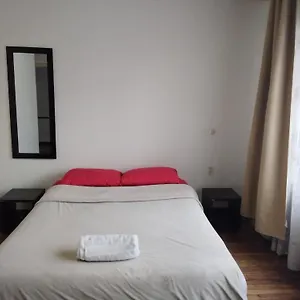 https://casa-en-bogot-ubicada-en-zona-central.hotels-bogota.net